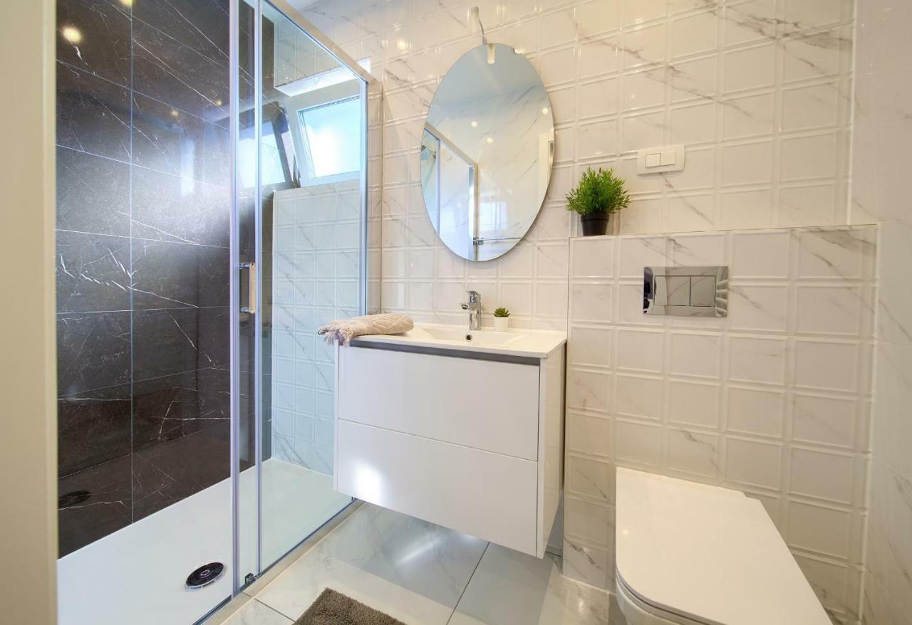 Holiday Home Elegant Vrh  Экстерьер фото